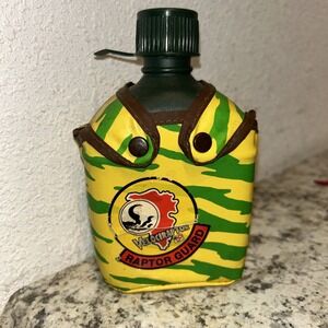 Jurassic Park Raptor Guard Play Set Camo‎ Canteen Super Rare B3